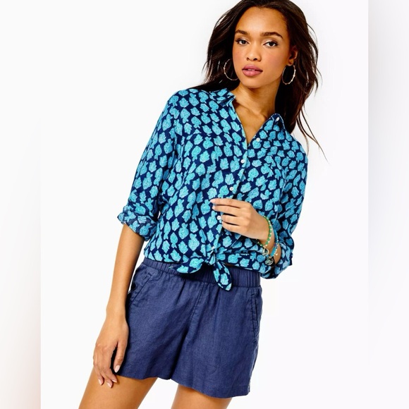 Lilly Pulitzer Tops - Lilly Pulitzer Sea View 100% Linen Shirt Low Tide Navy Size XS